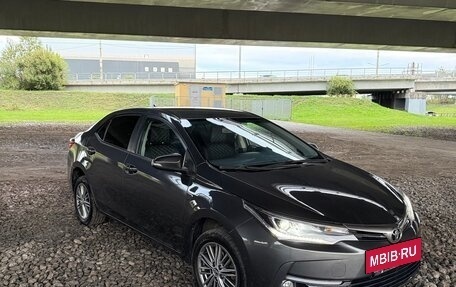 Toyota Corolla, 2018 год, 1 850 000 рублей, 3 фотография