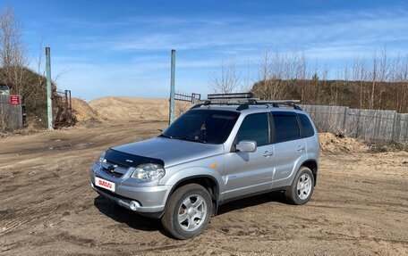 Chevrolet Niva I рестайлинг, 2010 год, 400 000 рублей, 2 фотография