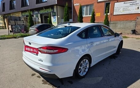 Ford Fusion (North America) II, 2019 год, 1 940 000 рублей, 4 фотография