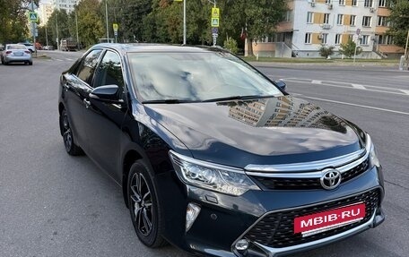 Toyota Camry, 2017 год, 2 500 000 рублей, 2 фотография