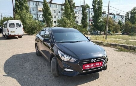 Hyundai Solaris II рестайлинг, 2018 год, 1 520 000 рублей, 2 фотография