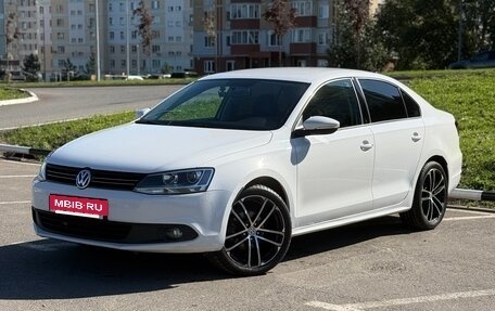 Volkswagen Jetta VI, 2014 год, 1 450 000 рублей, 3 фотография