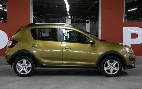 Renault Sandero II рестайлинг, 2016 год, 898 000 рублей, 4 фотография