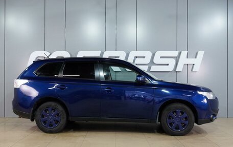 Mitsubishi Outlander III рестайлинг 3, 2013 год, 1 199 000 рублей, 5 фотография