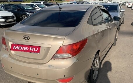 Hyundai Solaris II рестайлинг, 2011 год, 450 000 рублей, 2 фотография