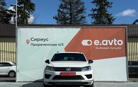 Volkswagen Touareg III, 2018 год, 3 550 000 рублей, 2 фотография