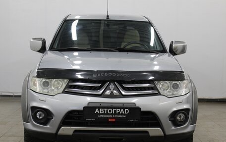 Mitsubishi L200 IV рестайлинг, 2014 год, 1 390 000 рублей, 2 фотография