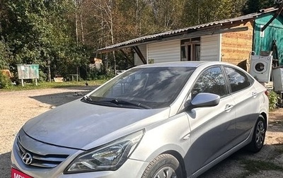 Hyundai Solaris II рестайлинг, 2012 год, 370 000 рублей, 1 фотография