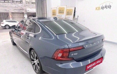 Volvo S90 II рестайлинг, 2022 год, 3 245 016 рублей, 4 фотография