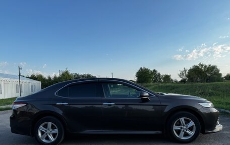 Toyota Camry, 2020 год, 2 550 000 рублей, 3 фотография