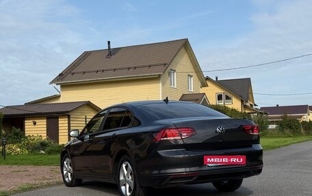 Volkswagen Passat B8 рестайлинг, 2021 год, 2 390 000 рублей, 6 фотография