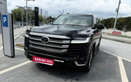 Toyota Land Cruiser, 2022 год, 11 750 000 рублей, 4 фотография