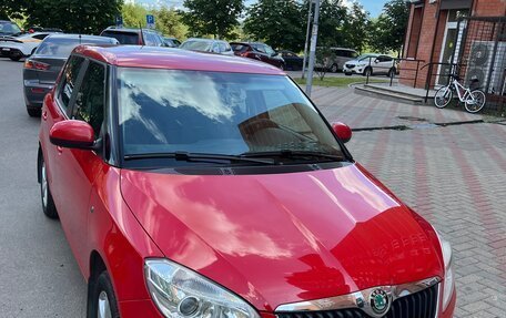 Skoda Fabia II, 2012 год, 850 000 рублей, 4 фотография