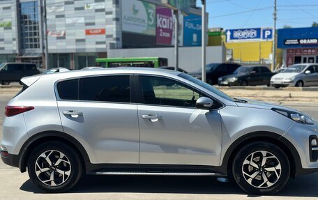 KIA Sportage IV рестайлинг, 2020 год, 1 924 000 рублей, 3 фотография