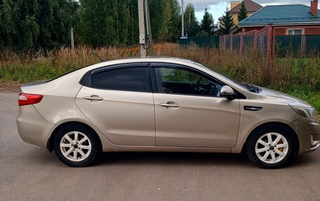 KIA Rio III рестайлинг, 2012 год, 555 000 рублей, 2 фотография