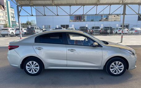 KIA Rio IV, 2018 год, 1 397 000 рублей, 4 фотография