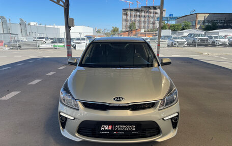 KIA Rio IV, 2018 год, 1 397 000 рублей, 2 фотография