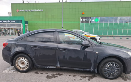 Chevrolet Cruze II, 2011 год, 700 000 рублей, 3 фотография