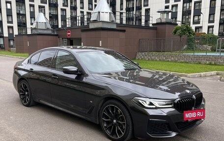 BMW 5 серия, 2021 год, 4 950 000 рублей, 3 фотография