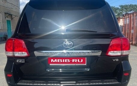 Toyota Land Cruiser 200, 2011 год, 4 300 000 рублей, 4 фотография