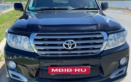 Toyota Land Cruiser 200, 2011 год, 4 300 000 рублей, 6 фотография