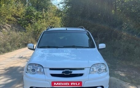 Chevrolet Niva I рестайлинг, 2013 год, 790 000 рублей, 3 фотография