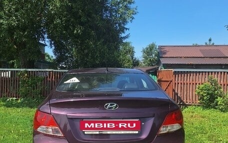 Hyundai Solaris II рестайлинг, 2011 год, 690 000 рублей, 4 фотография