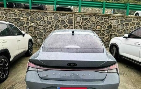Hyundai Elantra, 2020 год, 1 980 000 рублей, 2 фотография