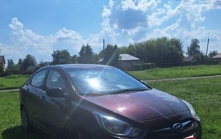 Hyundai Solaris II рестайлинг, 2011 год, 690 000 рублей, 2 фотография