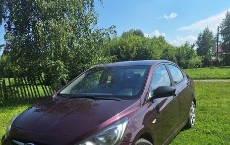 Hyundai Solaris II рестайлинг, 2011 год, 690 000 рублей, 3 фотография