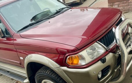 Mitsubishi Pajero Sport II рестайлинг, 2004 год, 1 550 000 рублей, 3 фотография