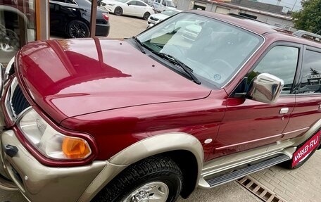 Mitsubishi Pajero Sport II рестайлинг, 2004 год, 1 550 000 рублей, 2 фотография