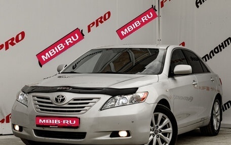Toyota Camry, 2008 год, 900 000 рублей, 1 фотография