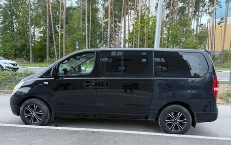 Hyundai Grand Starex Grand Starex I рестайлинг 2, 2014 год, 1 700 000 рублей, 3 фотография