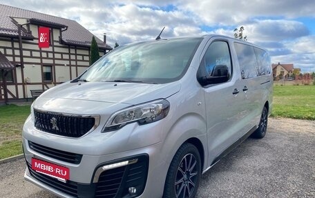 Peugeot Traveller I, 2021 год, 2 850 000 рублей, 2 фотография