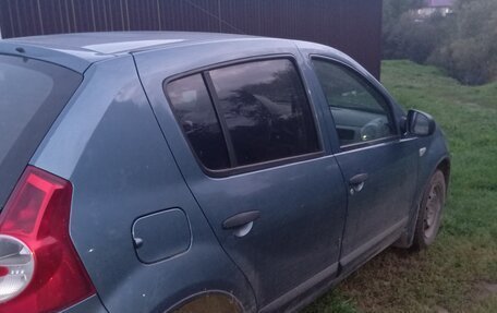 Renault Sandero I, 2012 год, 500 000 рублей, 2 фотография