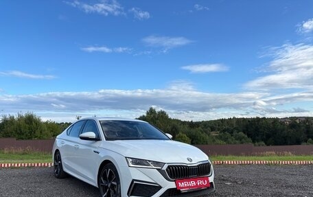 Skoda Octavia IV, 2023 год, 3 000 000 рублей, 2 фотография