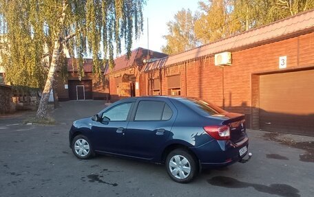 Renault Logan II, 2016 год, 980 000 рублей, 4 фотография