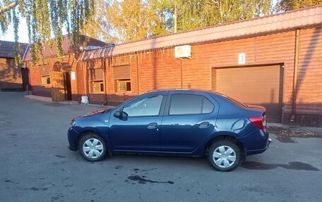 Renault Logan II, 2016 год, 980 000 рублей, 3 фотография