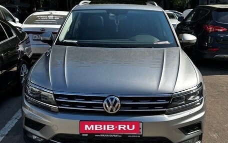 Volkswagen Tiguan II, 2018 год, 3 350 000 рублей, 2 фотография