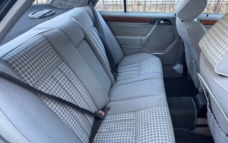 Mercedes-Benz W124, 1990 год, 500 000 рублей, 6 фотография