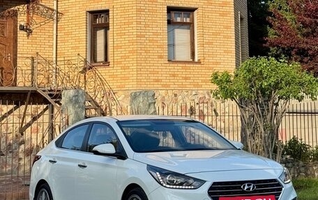 Hyundai Solaris II рестайлинг, 2017 год, 1 150 000 рублей, 3 фотография