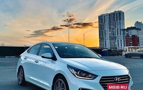 Hyundai Solaris II рестайлинг, 2017 год, 1 150 000 рублей, 2 фотография