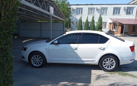 Skoda Octavia, 2020 год, 2 300 000 рублей, 2 фотография