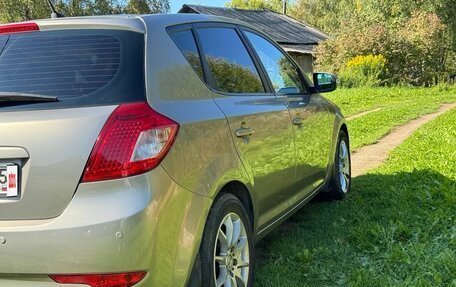 KIA cee'd I рестайлинг, 2010 год, 800 000 рублей, 5 фотография