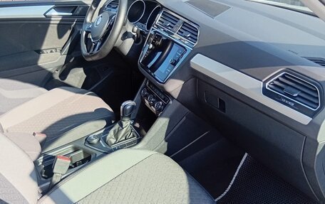 Volkswagen Tiguan II, 2020 год, 3 100 000 рублей, 5 фотография