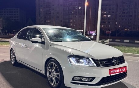 Volkswagen Passat B7, 2011 год, 900 000 рублей, 3 фотография
