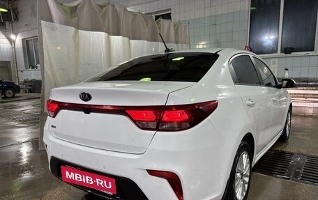 KIA Rio IV, 2018 год, 1 600 000 рублей, 3 фотография
