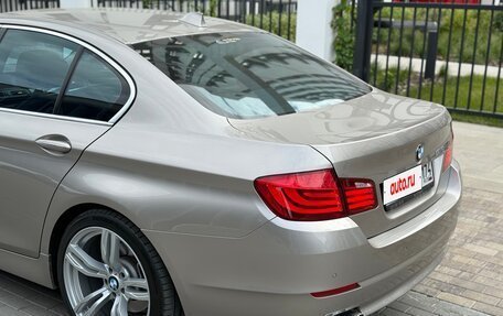 BMW 5 серия, 2012 год, 1 800 000 рублей, 4 фотография