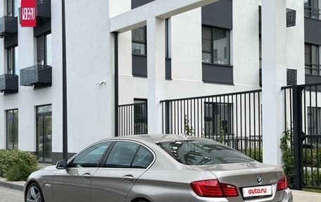BMW 5 серия, 2012 год, 1 800 000 рублей, 2 фотография